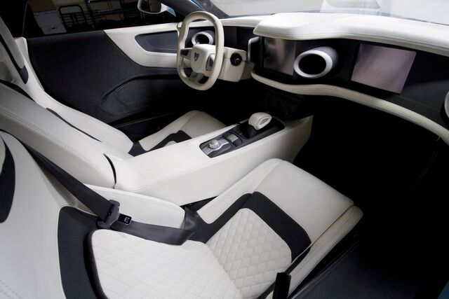 File:Marussia-b1-stock -(17).jpg