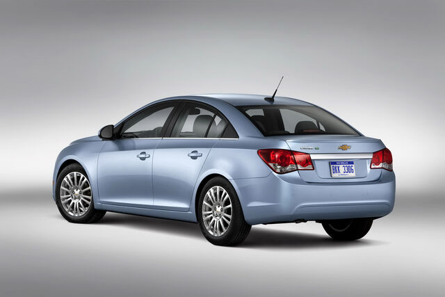 File:2011-Chevrolet-Cruze-ECO-46.jpg