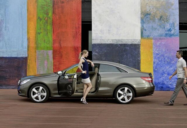 File:Mercedes-benz-e-class-coupe 3.jpg