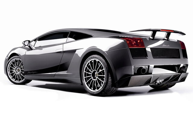File:GallardoSuperleggera 1.jpg