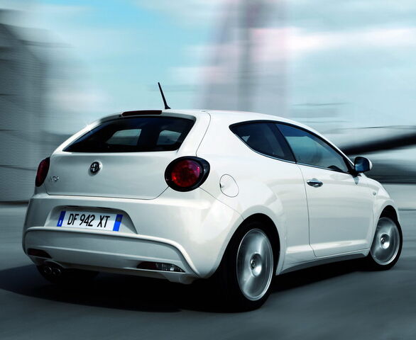 File:Alfa MiTo 44.jpg