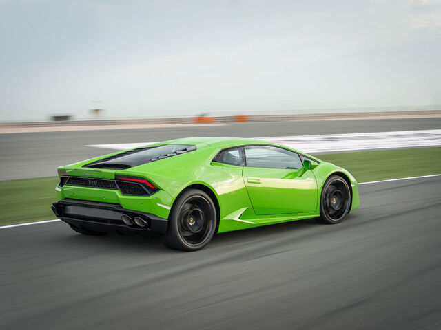 File:Huracan lp580-2 019.jpg