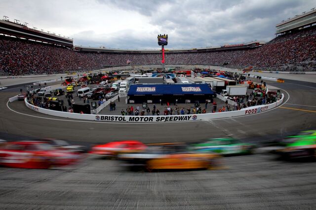 File:2010-Bristol-Mar-NSCS-view-of-track-1024x682.jpg
