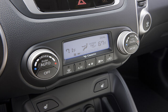 File:Hyundatucsonla 008.jpg