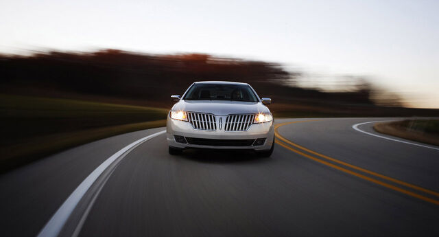 File:04 lincolnmkz2010.jpg