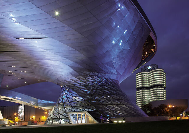 File:BMW Welt 006.jpg