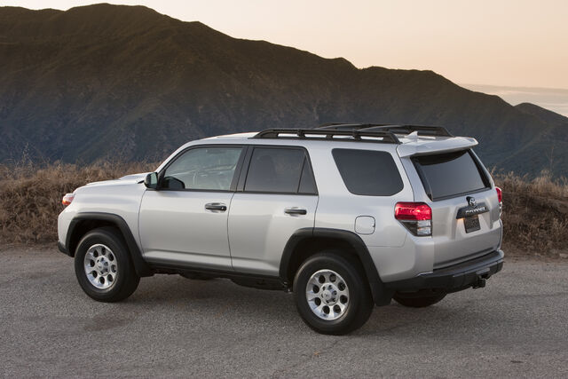 File:01-2010-4runner-trail.jpg