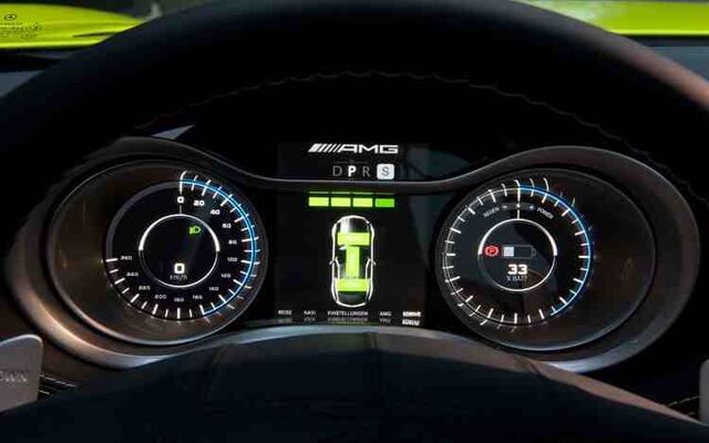 File:Mercedes-benz-sls-amg-e-cell-prototype-instrument.jpg