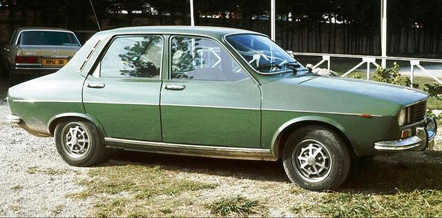 File:Renault 12.jpg