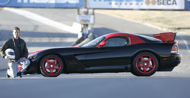 File:2010-Dodge-Viper-ACR-1.jpg