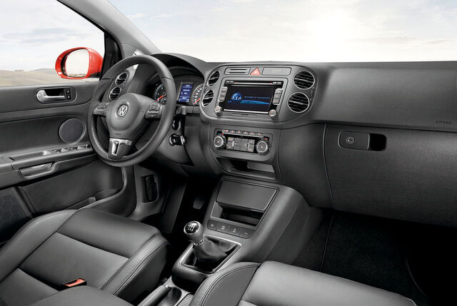 File:13 vwgolfplus.jpg