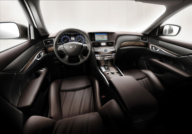 File:3-2011-infiniti-m.jpg