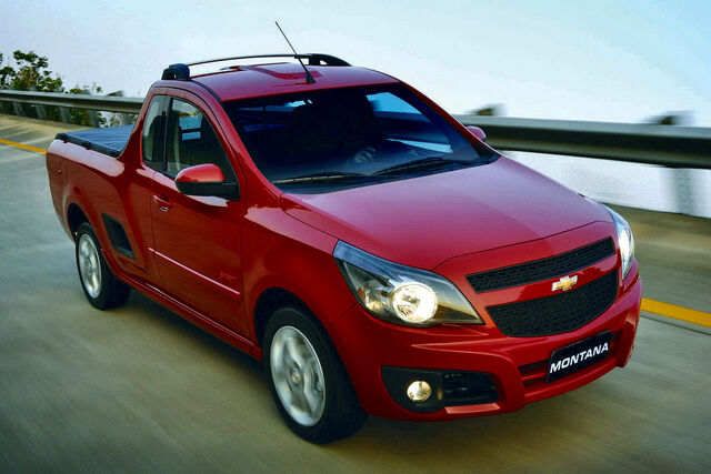 File:2011-Chevrolet-Montana-3.jpg