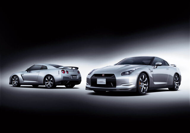 File:04-new-spec-nissan-gt-r.jpg