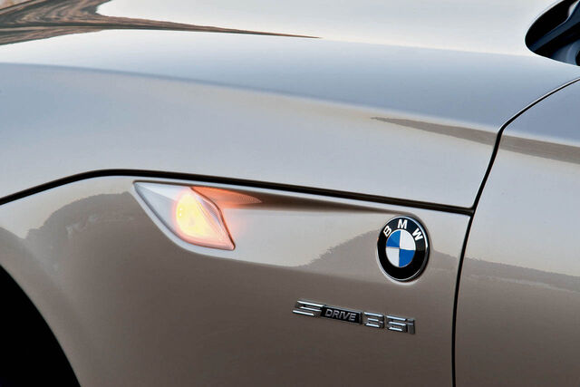 File:2010 z4 hi 22.jpg