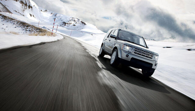 File:03-2010-lr4-discovery-press.jpg