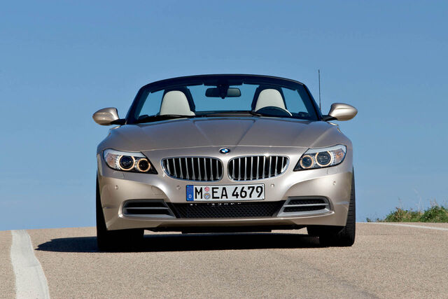 File:2010 z4 hi 14.jpg