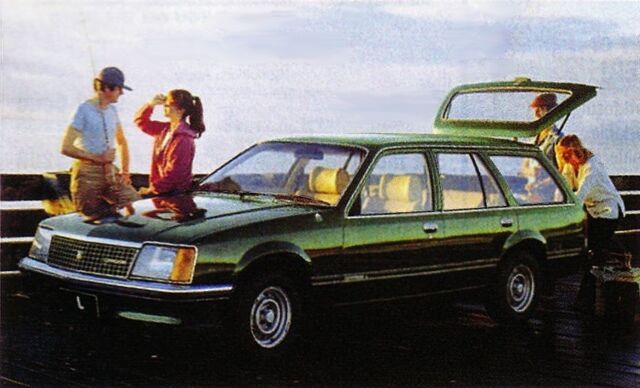 File:Holdenvccommodore swag.jpg