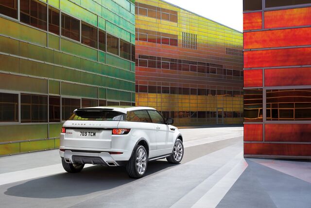 File:New-Range-Rover-Evoque-11.jpg