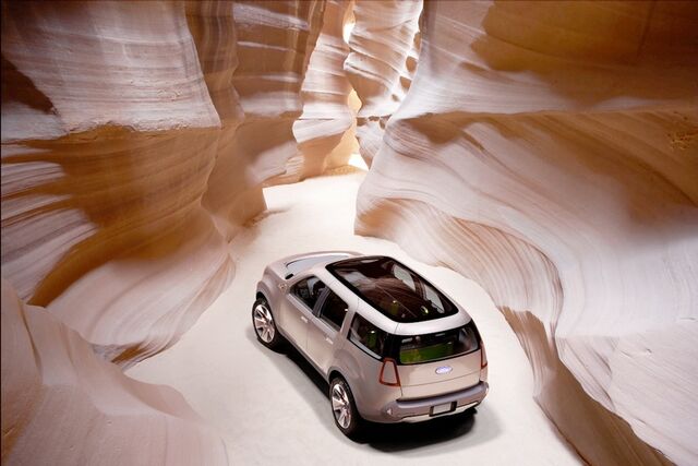 File:Ford Explorer America 3.jpg