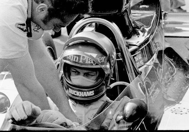 File:Ronnie Peterson Silverstone.jpg