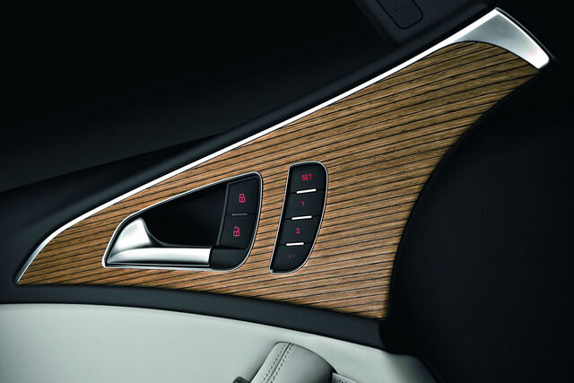 File:2012-Audi-A6-24.jpg