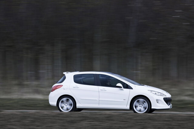 File:Peugeot-308-GTi-5.jpg