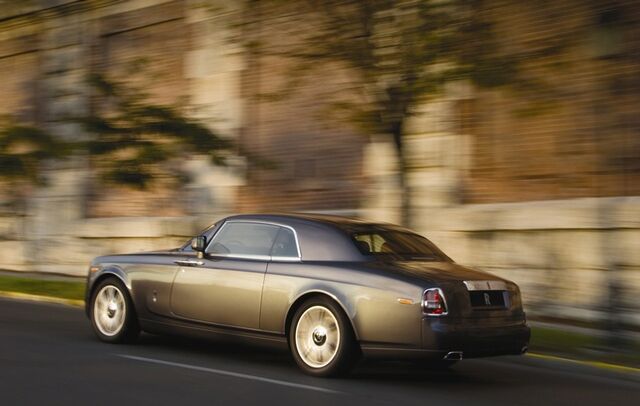 File:Rolls-Royce Phantom Coupe 2.jpg