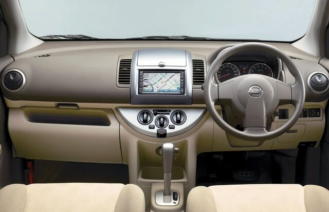 File:Nissan Note 2008 2.jpg
