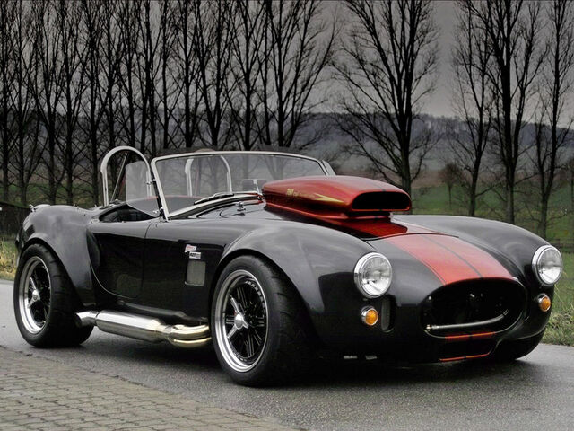 File:Ac-cobra-black-with-red-stripes.jpg