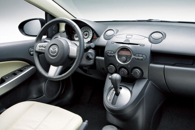 File:Mazda2 Demio sedan 010.jpg