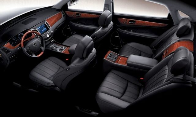 File:2010 hyundai equus interior 001-0218-950x650.jpg