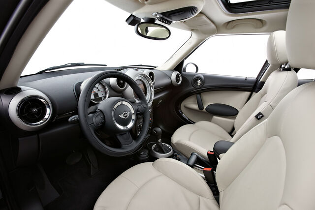 File:2011-MINI-Countryman-4.jpg
