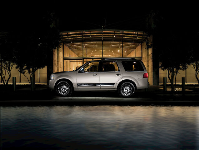 File:08lincnavi hi 007.jpg