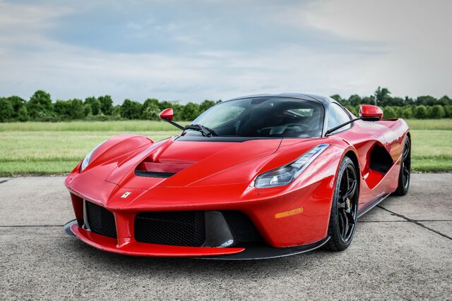 File:FERRARI-LaFerrari-4797 35.jpeg
