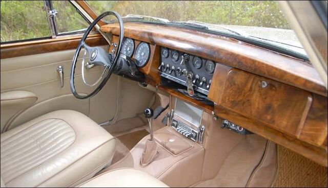 File:Jag3402.jpg