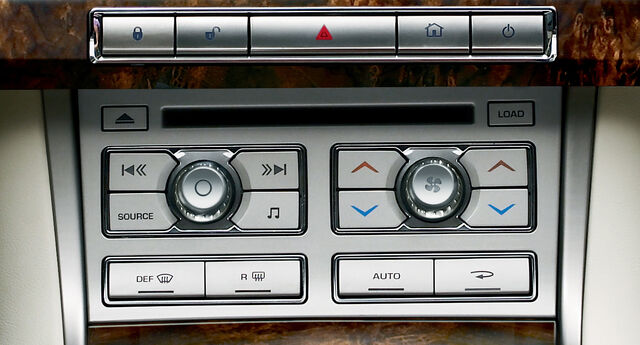 File:23-jaguar-xf.jpg