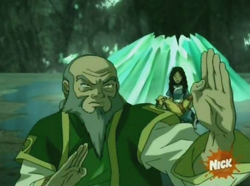 Iroh beschermd Aang en Katara.png