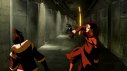 Korra y Mako luchando contra Unalaq.png