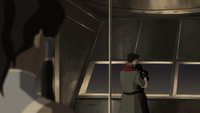 Asami abrazando a Mako enfrente de Korra.png