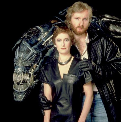 File:Aliens-photoshoot-17-6.jpg