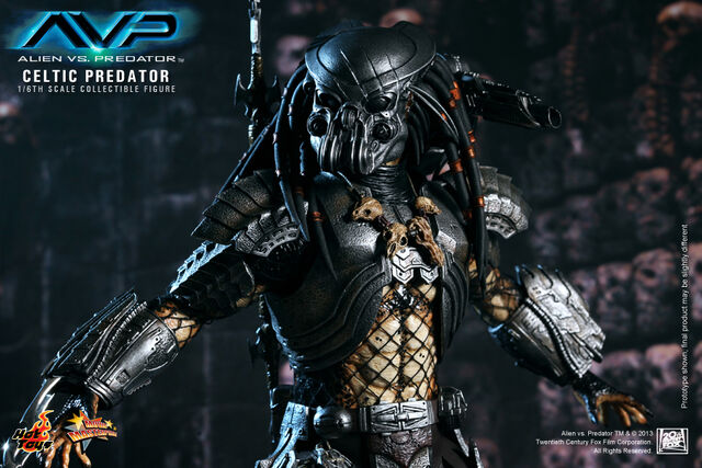 File:Hot-Toys-Alien-vs.-Predator-Celtic-Predator-Collectible-Figure-9.jpg