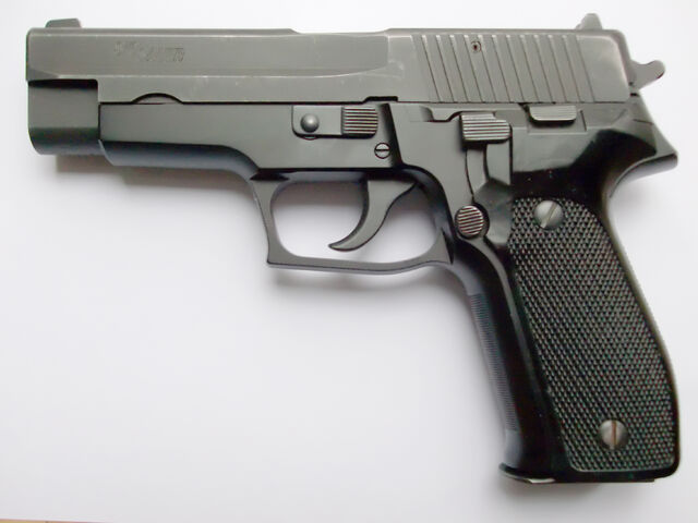 File:SIG Sauer P226.jpg
