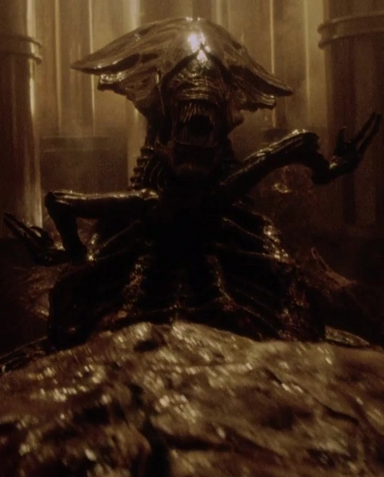 File:Genetic Queen.png