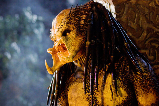 File:Classic Predator Roars.jpg