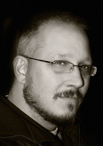 File:Liam Sharp.jpg