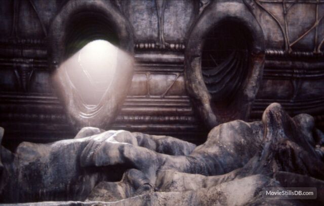 File:Derelictopening.jpg