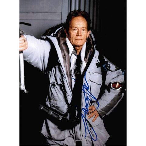 File:Weyland signed.jpg