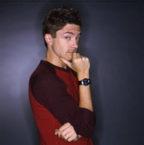 File:Topher-grace-200.jpg
