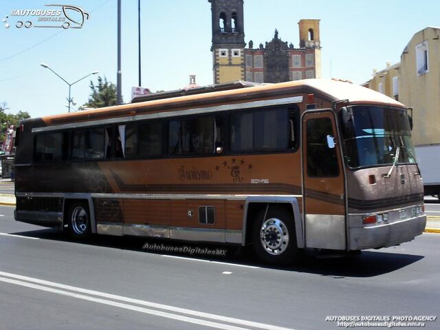 Archivo:Star FalcoWC.jpg